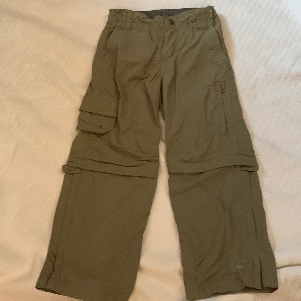REI Boys Hiking Pants/Shorts Zip off at the knees Size XXS 4-5